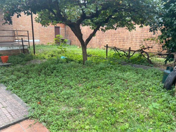 casa indipendente in vendita a Viareggio