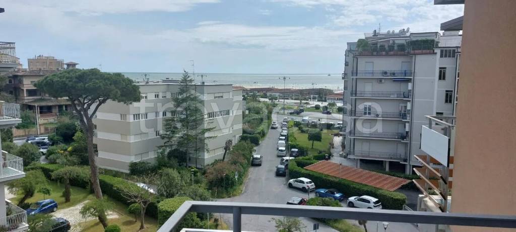 appartamento in vendita a Viareggio