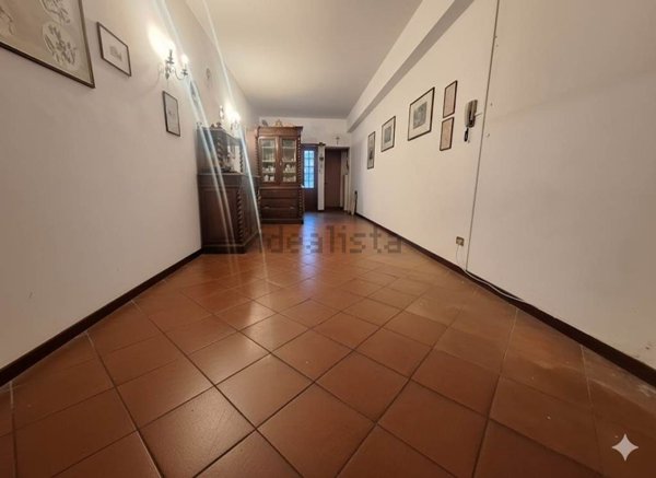 casa indipendente in vendita a Viareggio in zona Migliarina