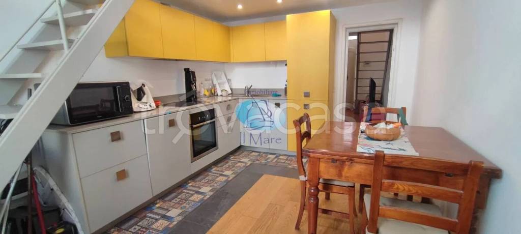 appartamento in vendita a Viareggio in zona Centro Storico