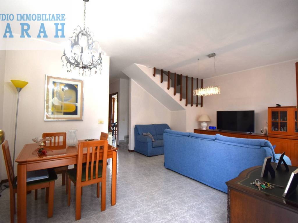 casa indipendente in vendita a Viareggio in zona Centro Storico