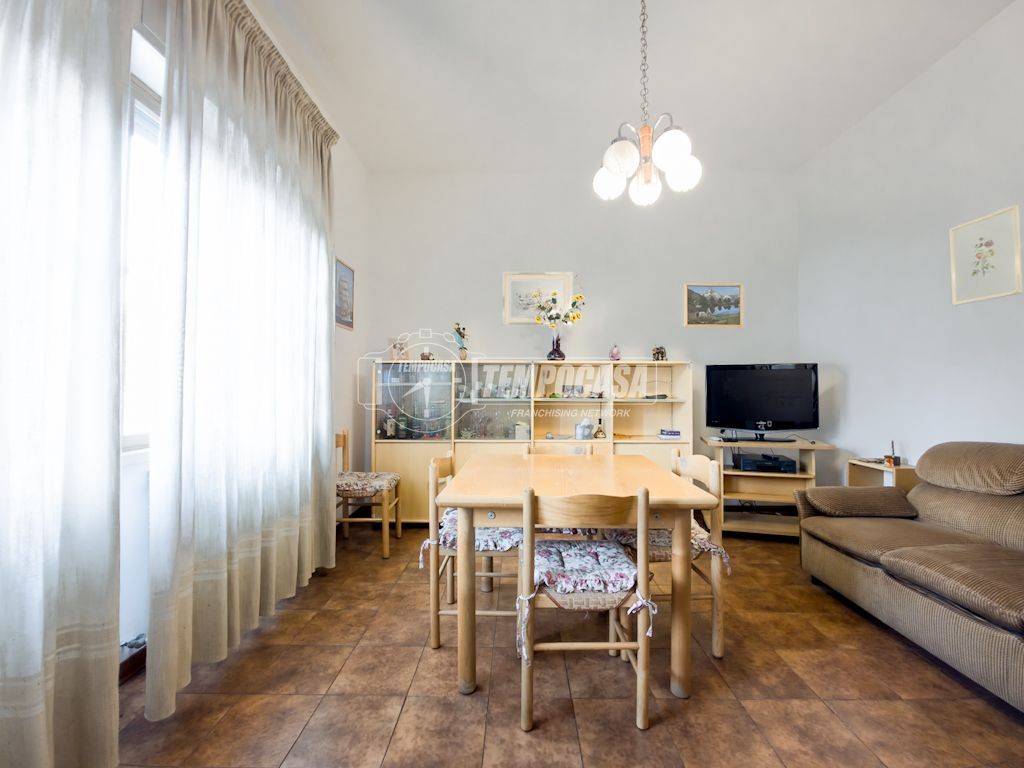 appartamento in vendita a Viareggio in zona Centro Storico