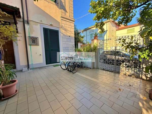 appartamento in vendita a Viareggio