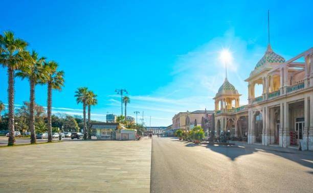 negozio in vendita a Viareggio