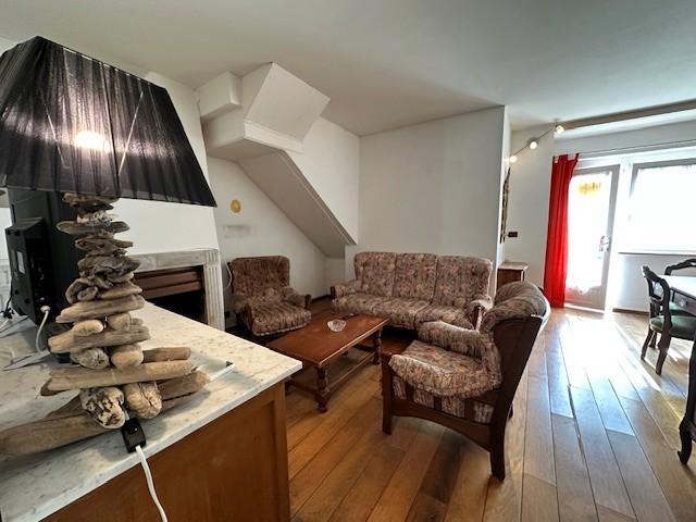 casa indipendente in vendita a Viareggio