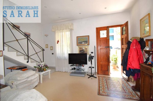 casa indipendente in vendita a Viareggio in zona Don Bosco