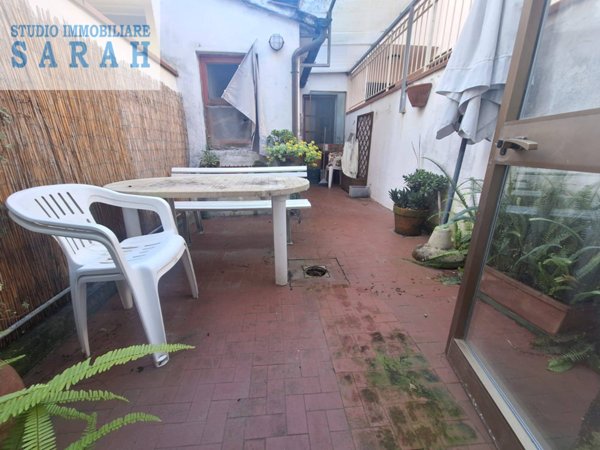 casa indipendente in vendita a Viareggio in zona Centro Storico