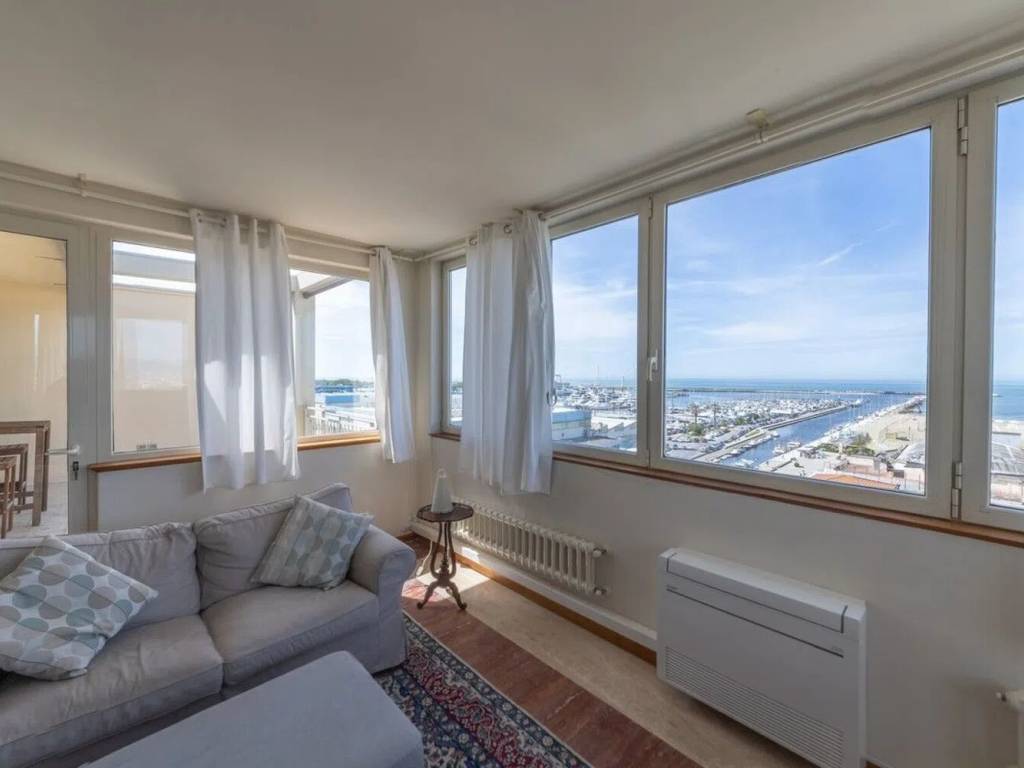 appartamento in vendita a Viareggio