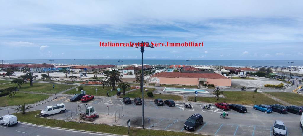 appartamento in vendita a Viareggio