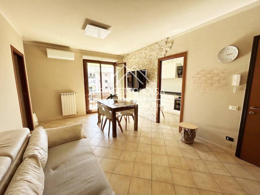 appartamento in vendita a Viareggio in zona Migliarina