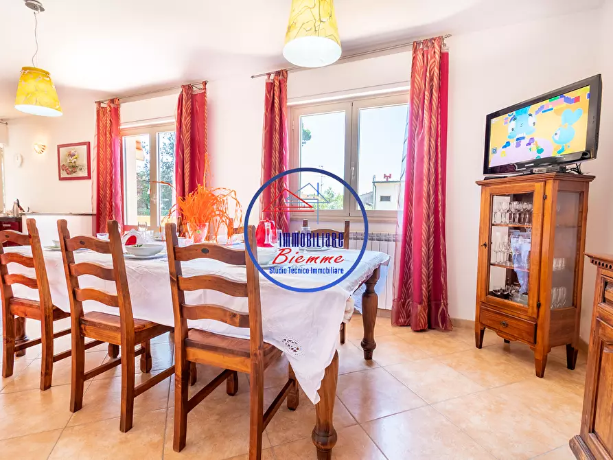 casa indipendente in vendita a Viareggio