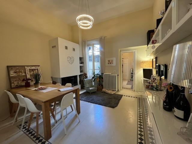 casa indipendente in vendita a Viareggio