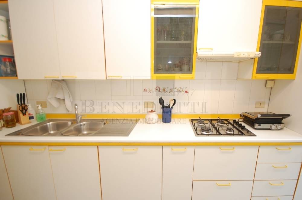 casa indipendente in vendita a Viareggio in zona Marco Polo