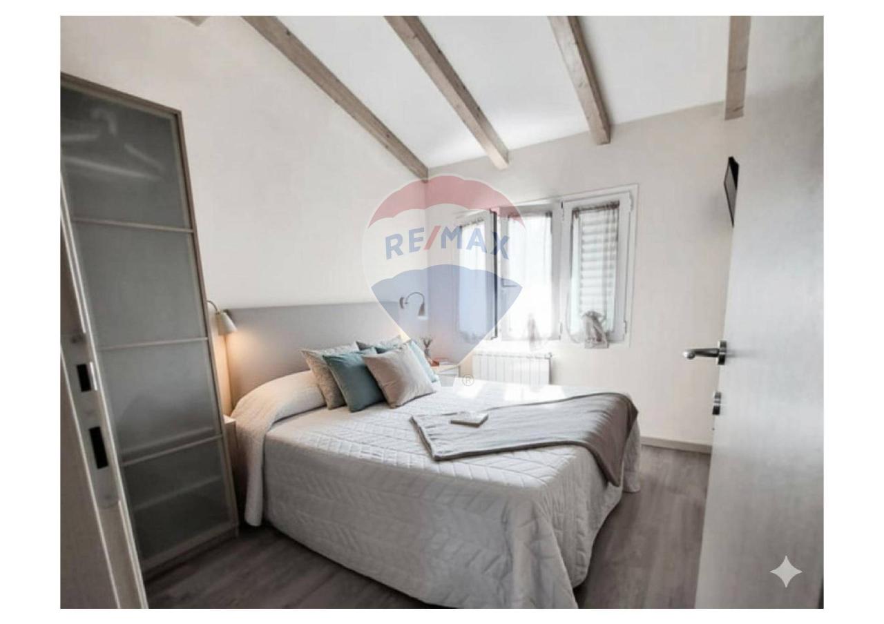 casa indipendente in vendita a Viareggio in zona Centro Storico