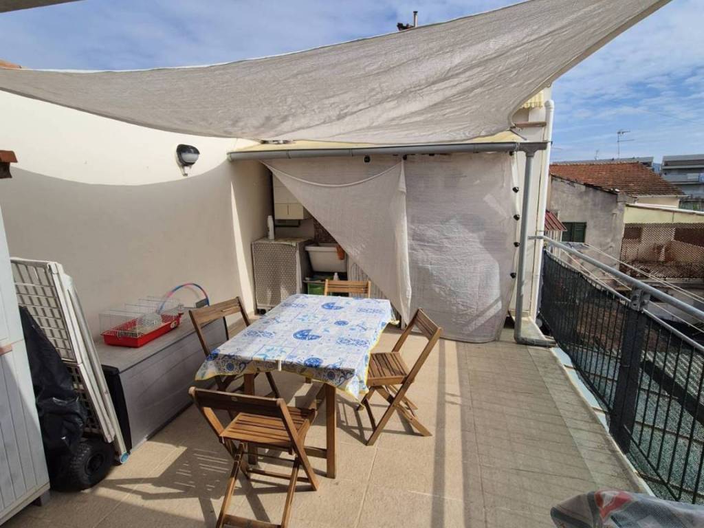 appartamento in vendita a Viareggio in zona Marco Polo