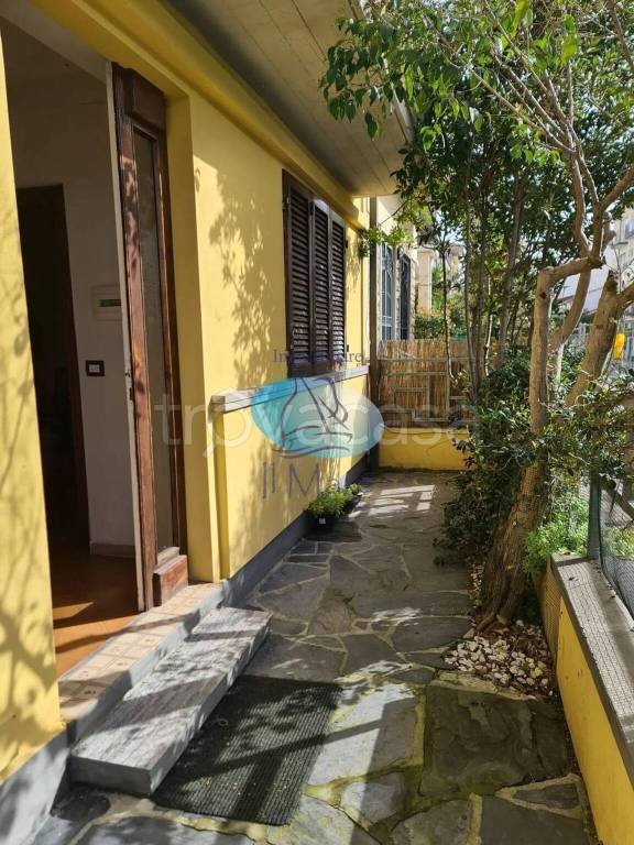 casa indipendente in vendita a Viareggio in zona Centro Storico