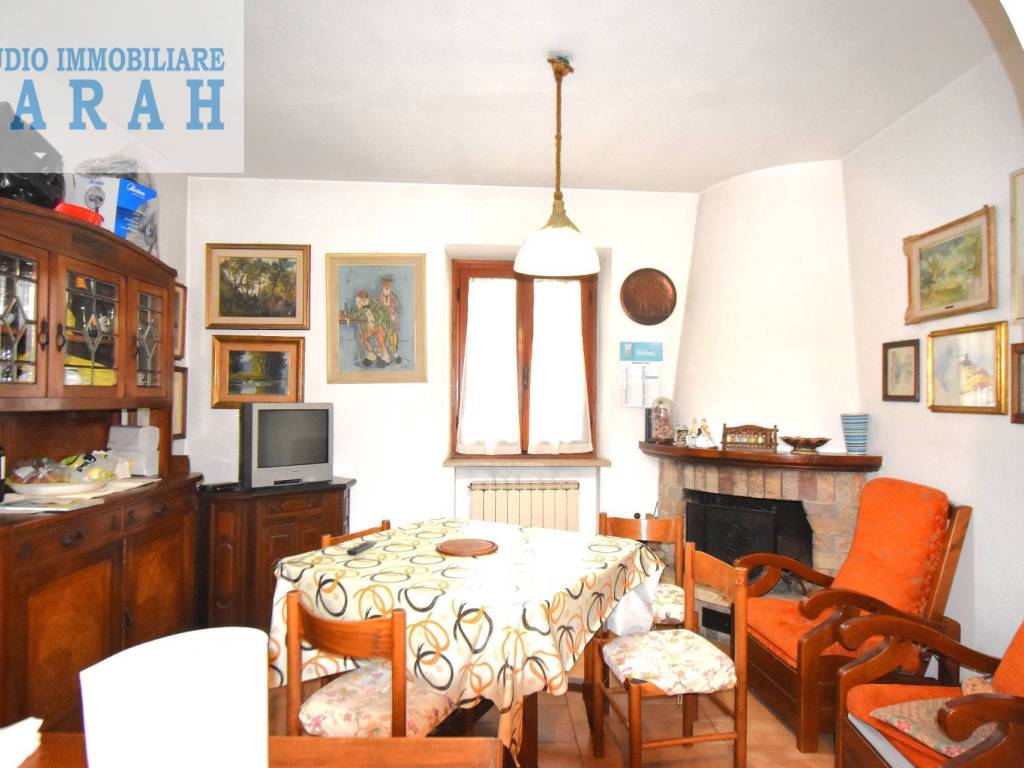 casa indipendente in vendita a Viareggio in zona Marco Polo