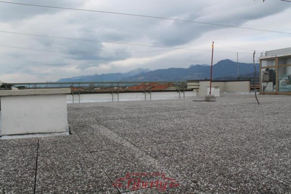 appartamento in vendita a Viareggio