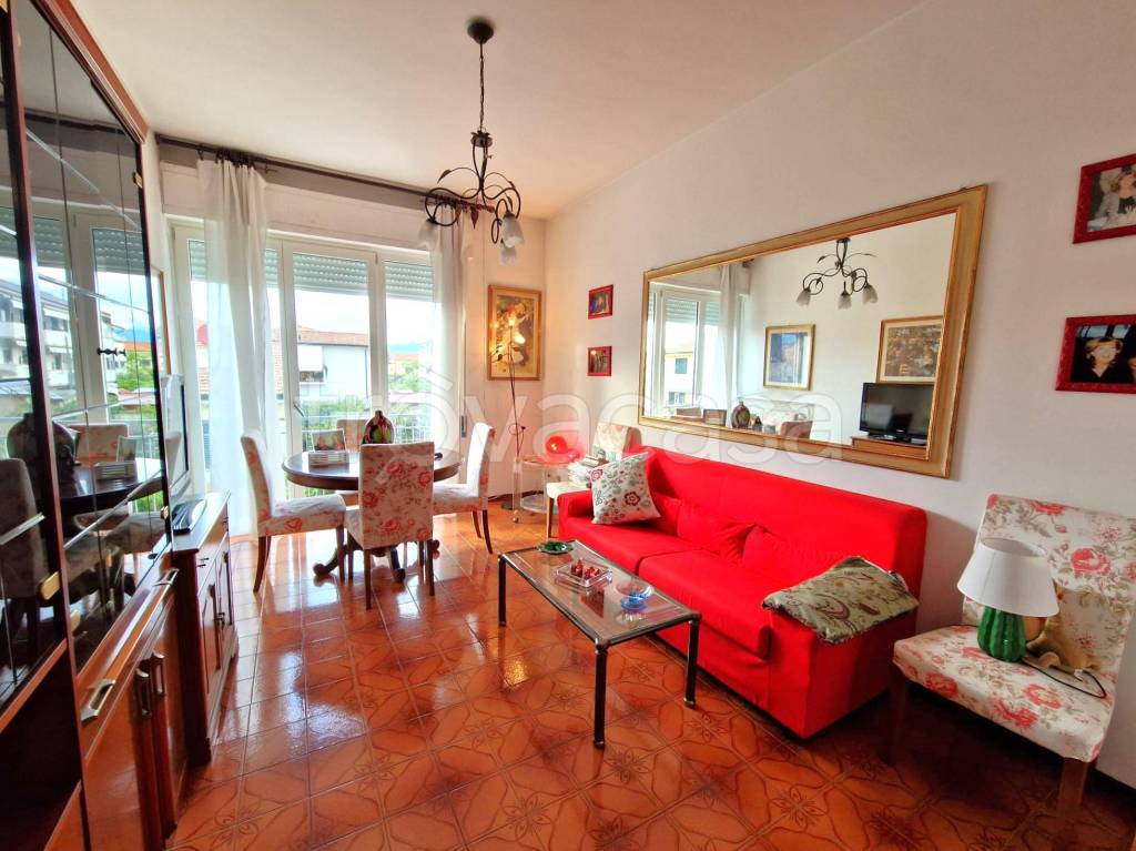 appartamento in vendita a Viareggio