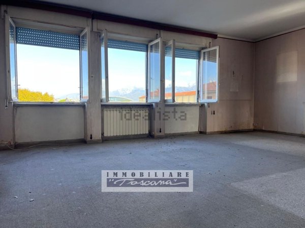 appartamento in vendita a Viareggio in zona Marco Polo