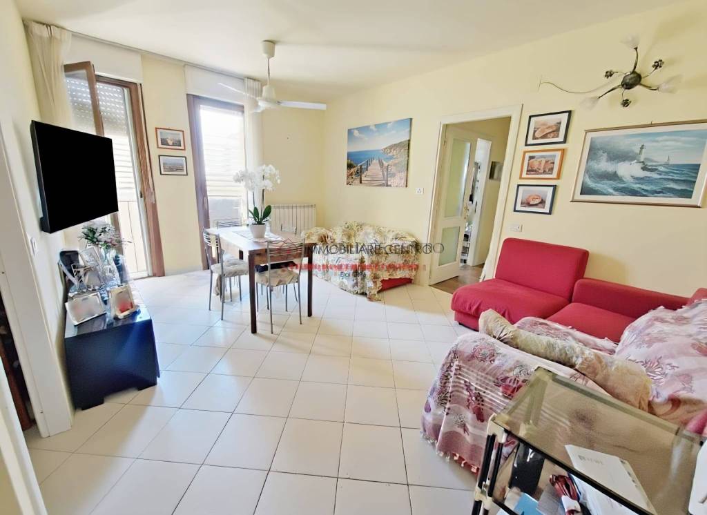 appartamento in vendita a Viareggio in zona Centro Storico