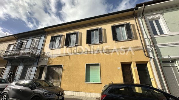appartamento in vendita a Viareggio in zona Centro Storico