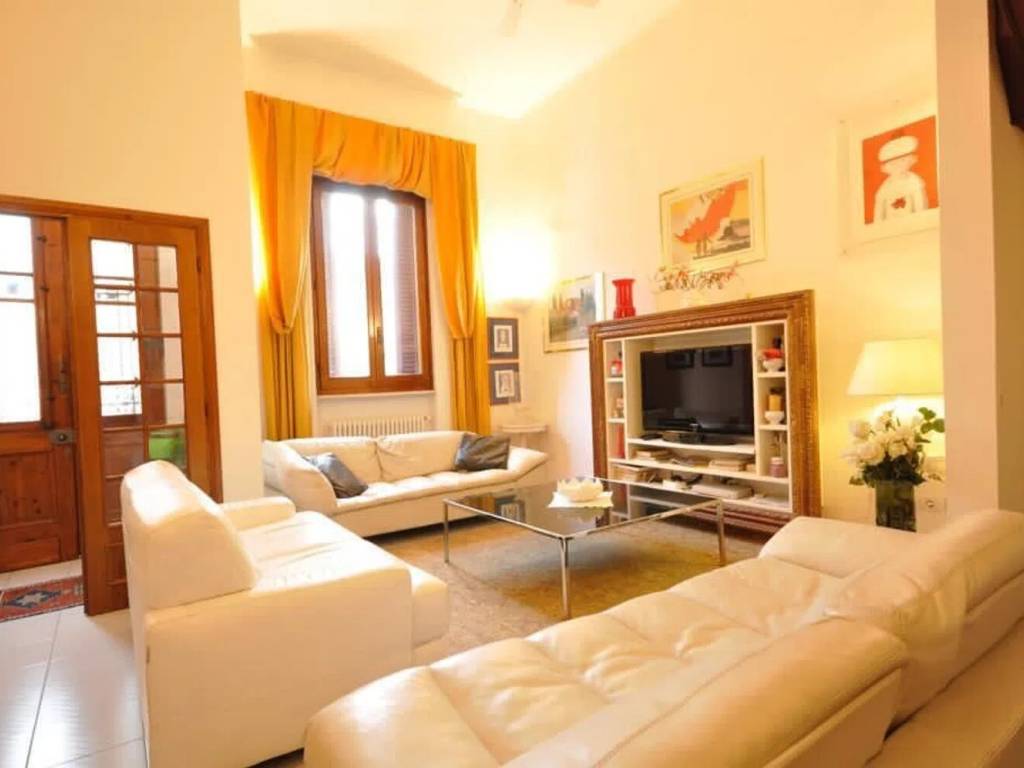 casa indipendente in vendita a Viareggio in zona Don Bosco