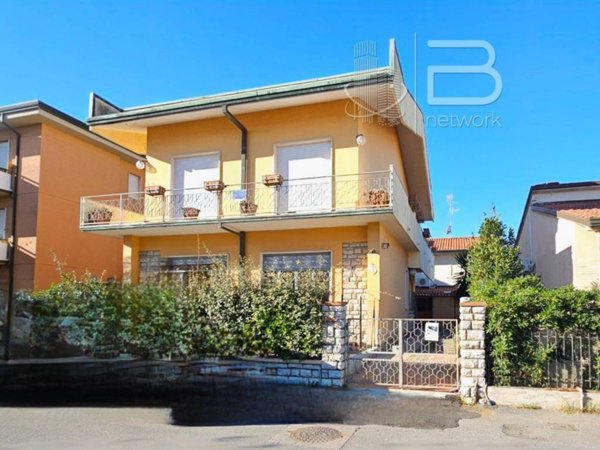 appartamento in vendita a Viareggio in zona Campo d'Aviazione