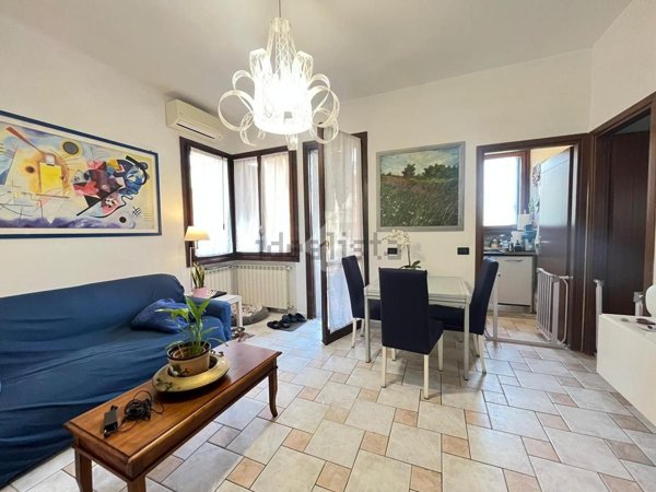 appartamento in vendita a Viareggio in zona Torre del Lago