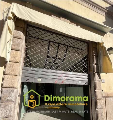 negozio in vendita a Viareggio