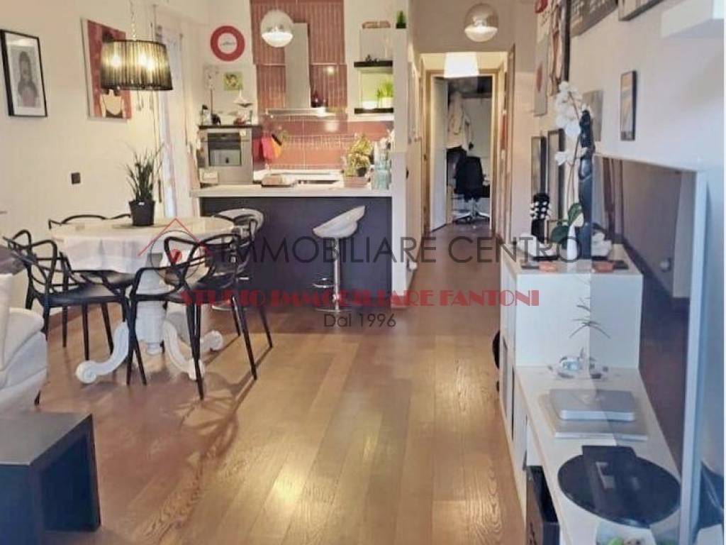 appartamento in vendita a Viareggio in zona Campo d'Aviazione