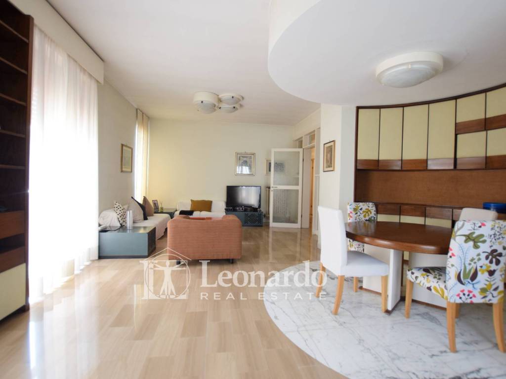 casa indipendente in vendita a Viareggio in zona Centro Storico