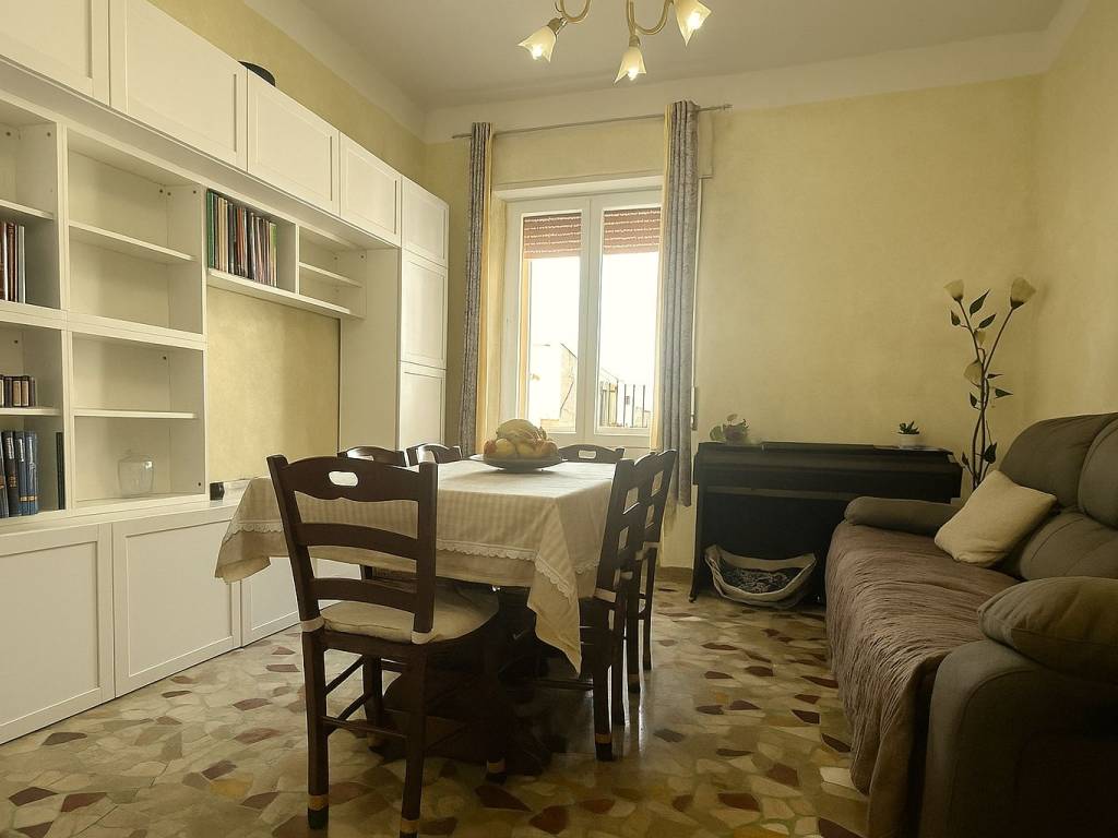 appartamento in vendita a Viareggio in zona Campo d'Aviazione