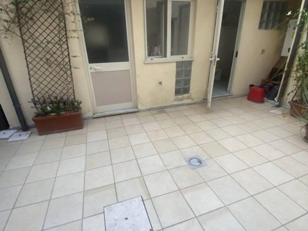 casa indipendente in vendita a Viareggio