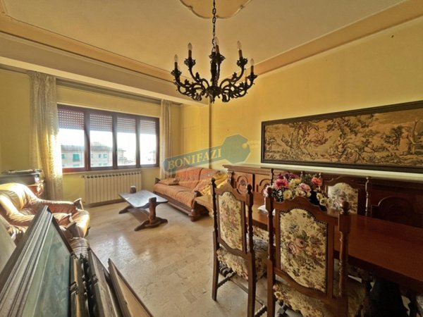 appartamento in vendita a Viareggio in zona Centro Storico