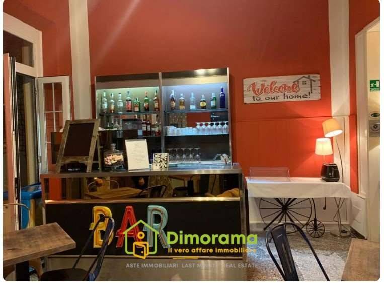 intera palazzina in vendita a Viareggio in zona Centro Storico