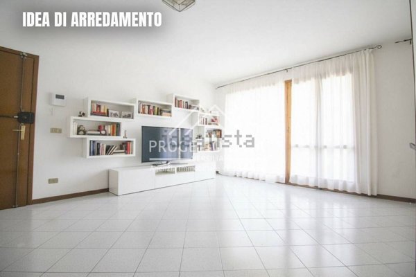 appartamento in vendita a Viareggio in zona Marco Polo