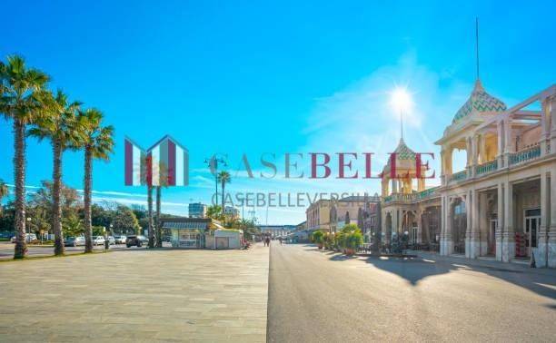 negozio in vendita a Viareggio