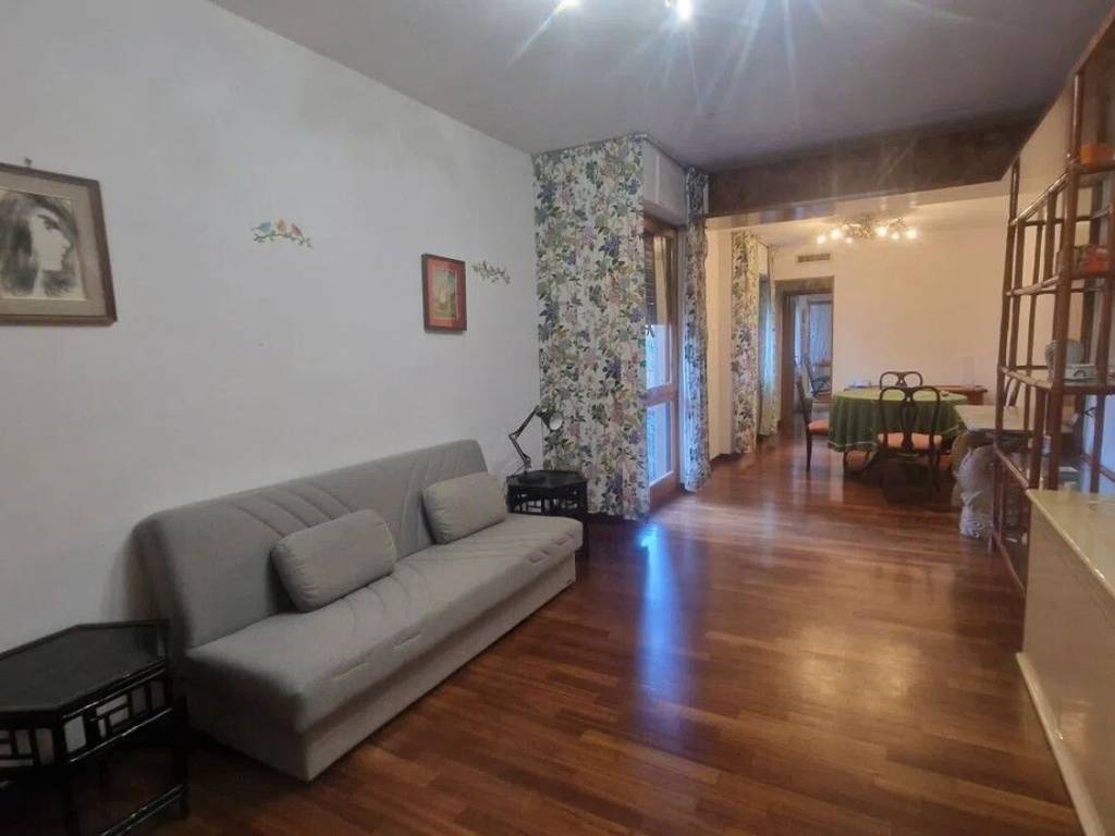 appartamento in vendita a Viareggio