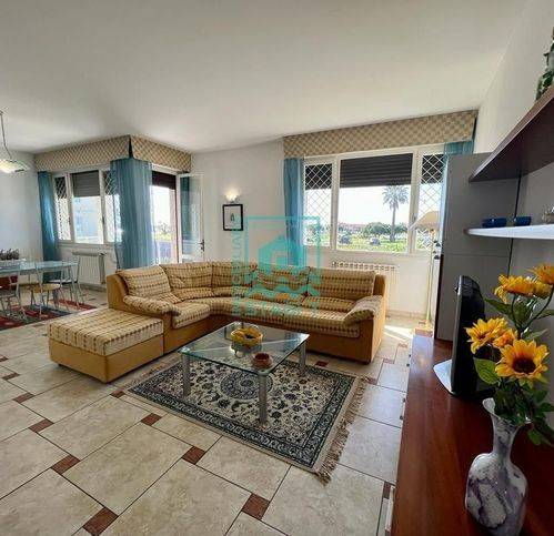 appartamento in vendita a Viareggio