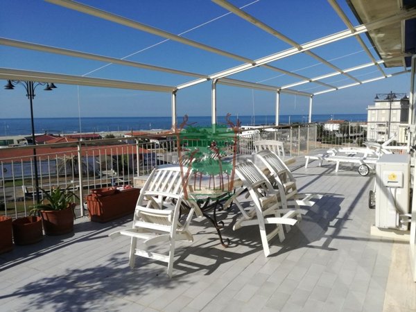 appartamento in vendita a Viareggio