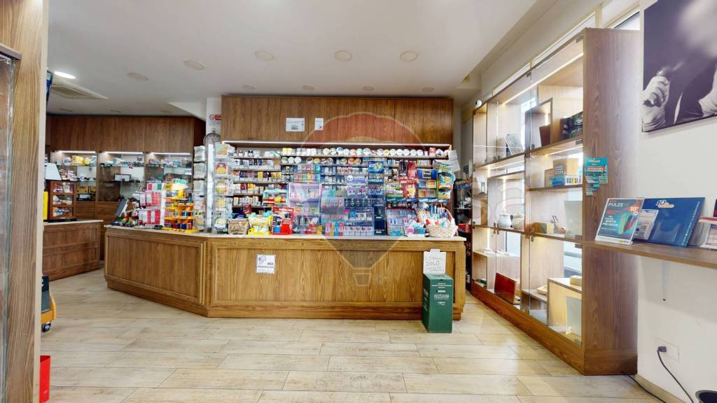 negozio in vendita a Viareggio