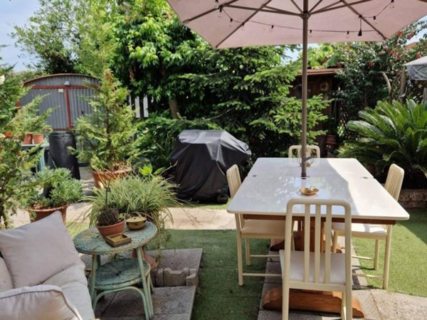 casa indipendente in vendita a Viareggio in zona Torre del Lago