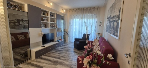 appartamento in vendita a Viareggio in zona Centro Storico