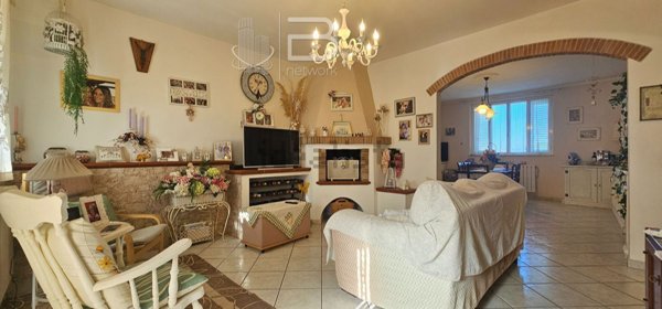 appartamento in vendita a Viareggio in zona Torre del Lago