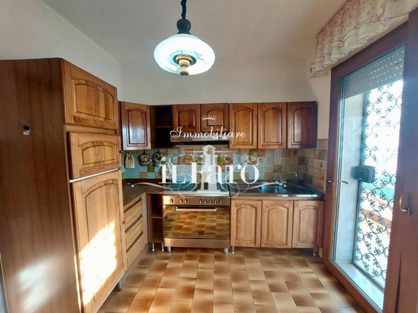 casa indipendente in vendita a Viareggio in zona Torre del Lago