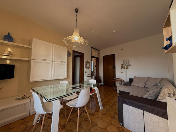 appartamento in vendita a Viareggio