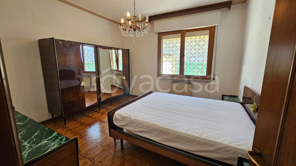 casa indipendente in vendita a Viareggio in zona Torre del Lago