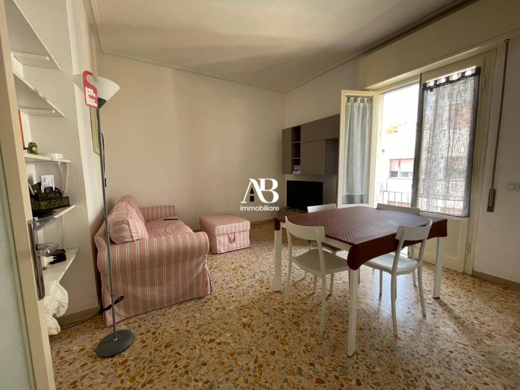 appartamento in vendita a Viareggio in zona Marco Polo