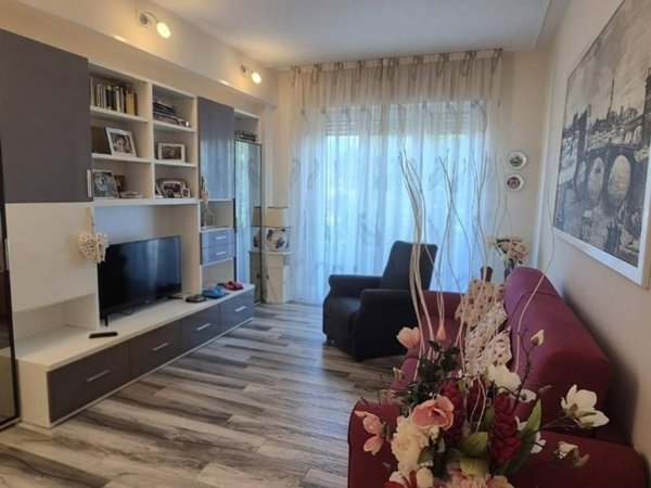 appartamento in vendita a Viareggio